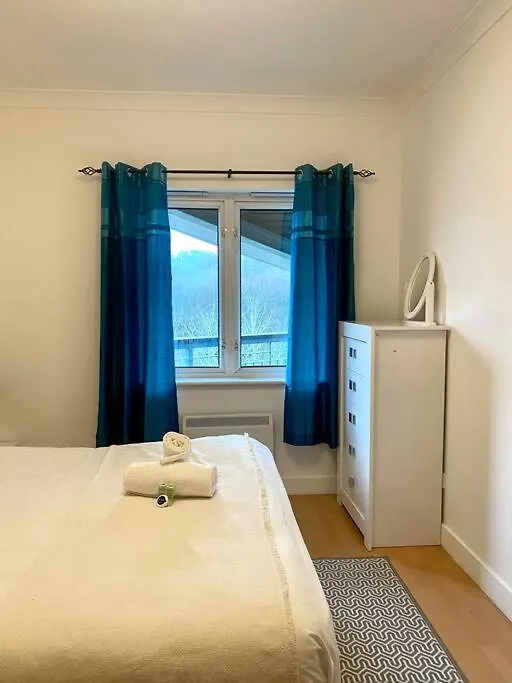 Waterside Haven In Cardiff Apartman